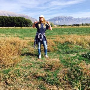 Meet your Posher, Emily